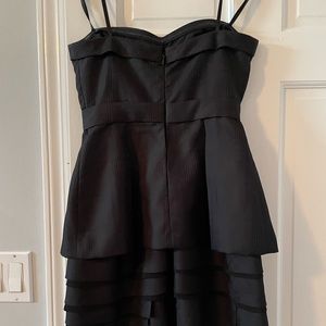 BCBGMAXAZRIA AURELIA RUFFLE TIERED STRAPLESS DRESS SIZE 02